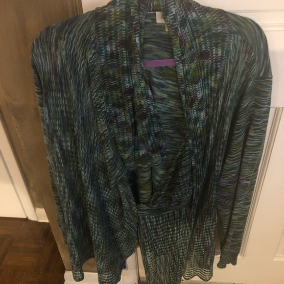 Woman’s Plus Size Clothing - Picture 4 of 6